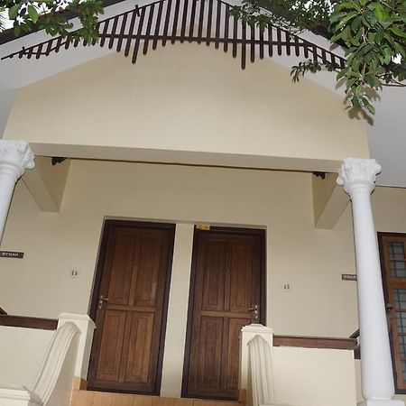 Soma Birds Lagoon Kotamangalam Exterior photo